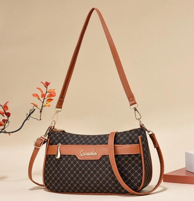 Cartera modelo Diseñador