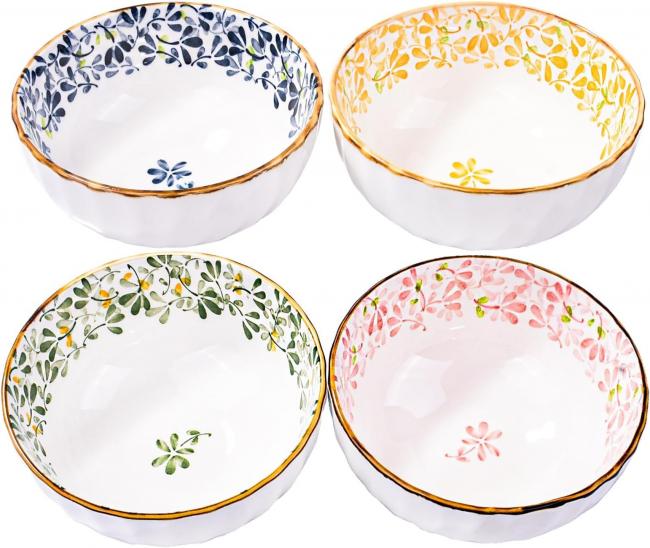 Tazones con palitos chinos