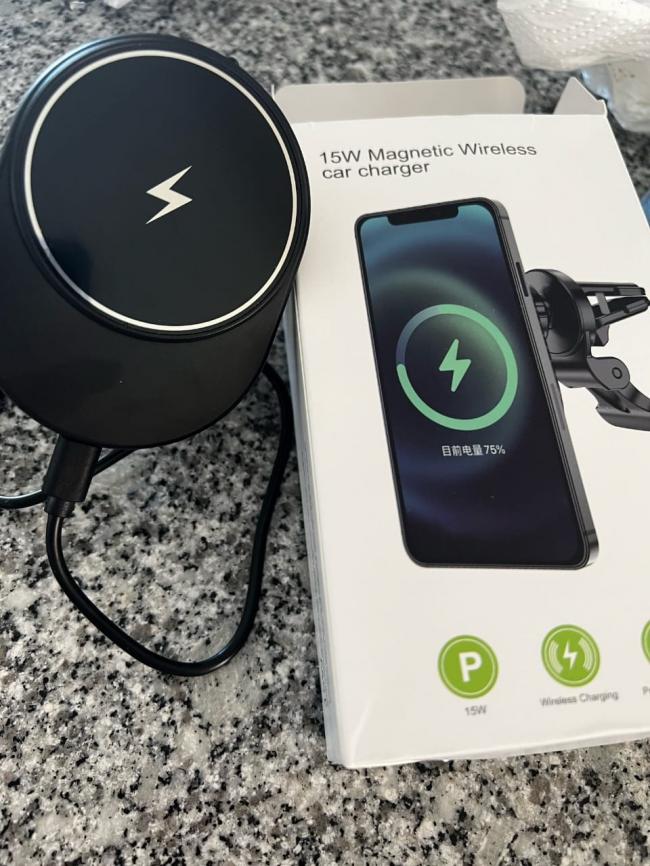 CARGADOR INALAMBRICO MAGNETICO PARA CARRO DE 15W-IPHONE